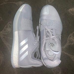 Adidas James harden low top basketball shoes